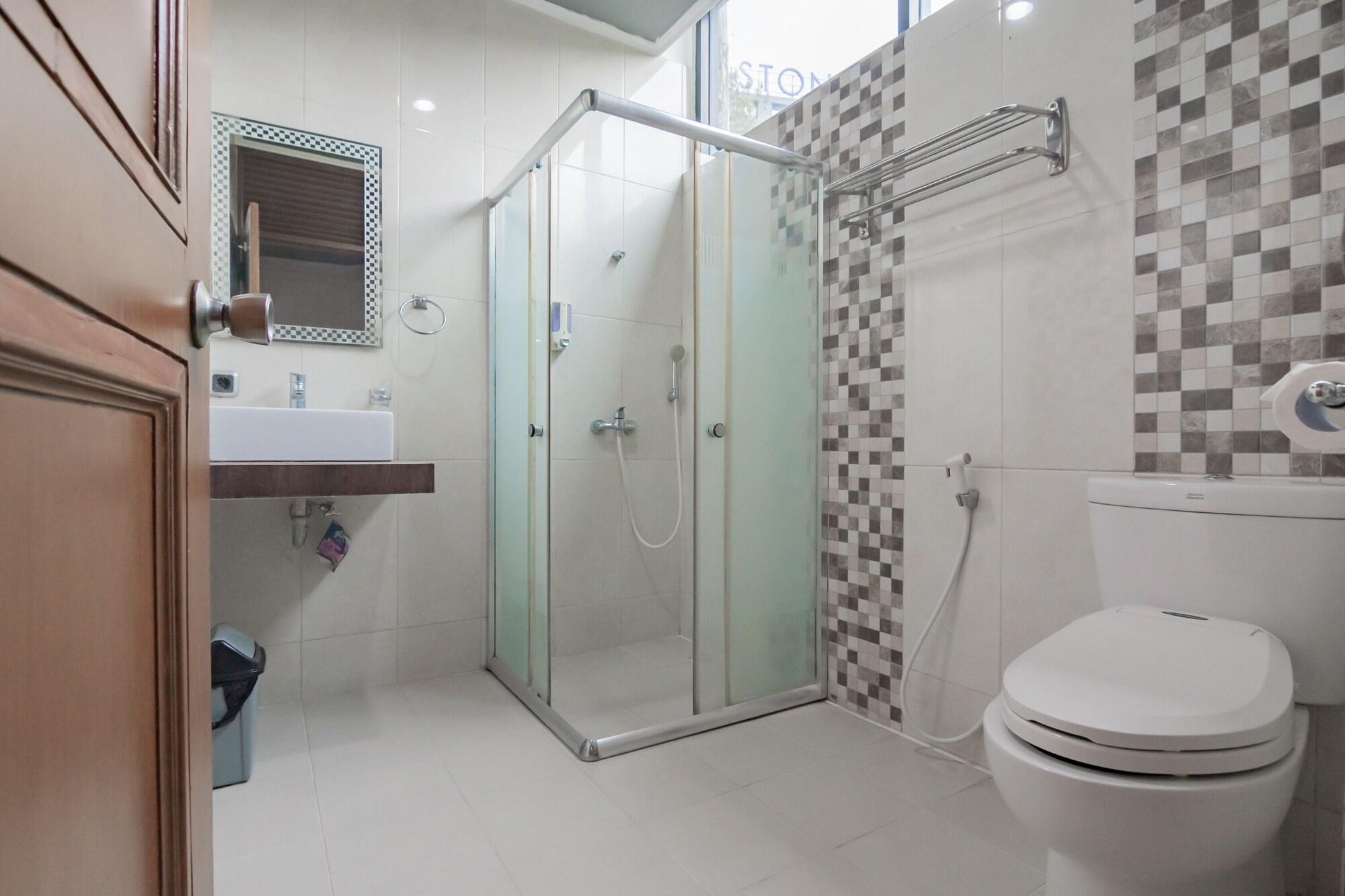 בנדונג Reddoorz Plus @ Sukamulya Pasteur 2 מראה חיצוני תמונה